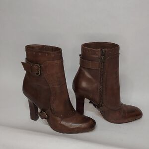Vero Cuoio Brown Ankle Boots